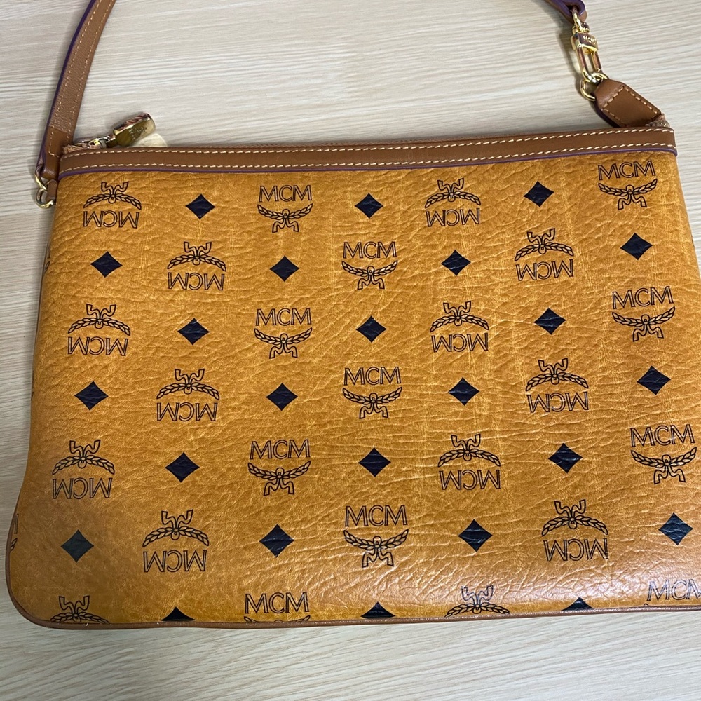 MCM pouch